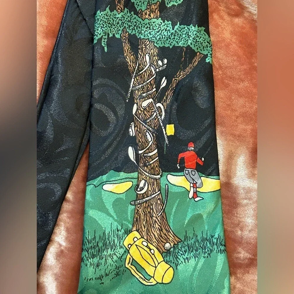Designs by A. Rogers Mens Golf Novelty Tie Black Green Clubs in Tree‎ Paisley